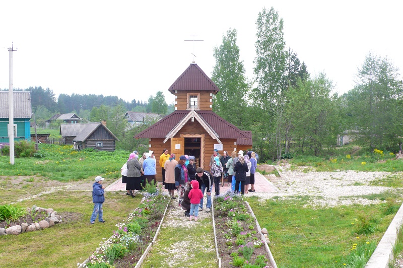 Часовня с купальней  во имя Богоявления Господня.